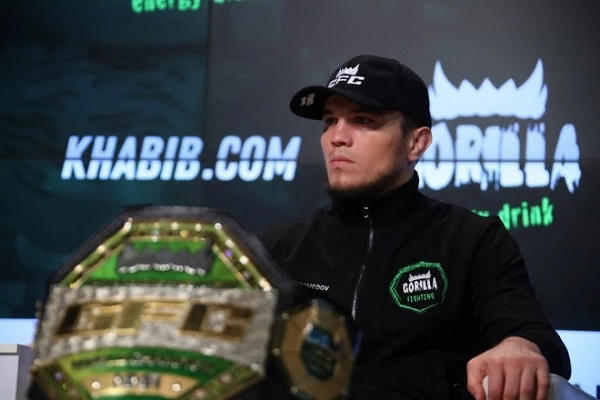 Брат Нурмагомедова с победы начал карьеру в UFC